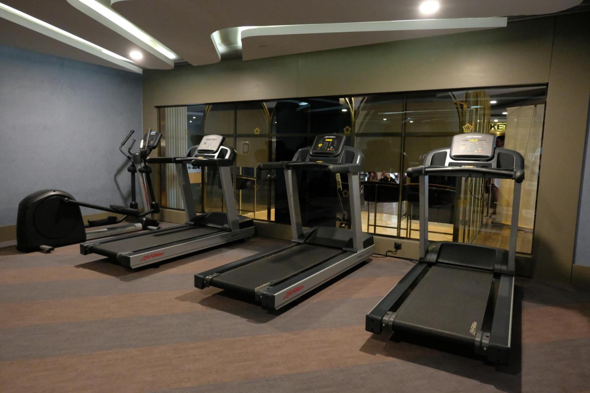 Side Star Elegance Hotel Luaran gambar